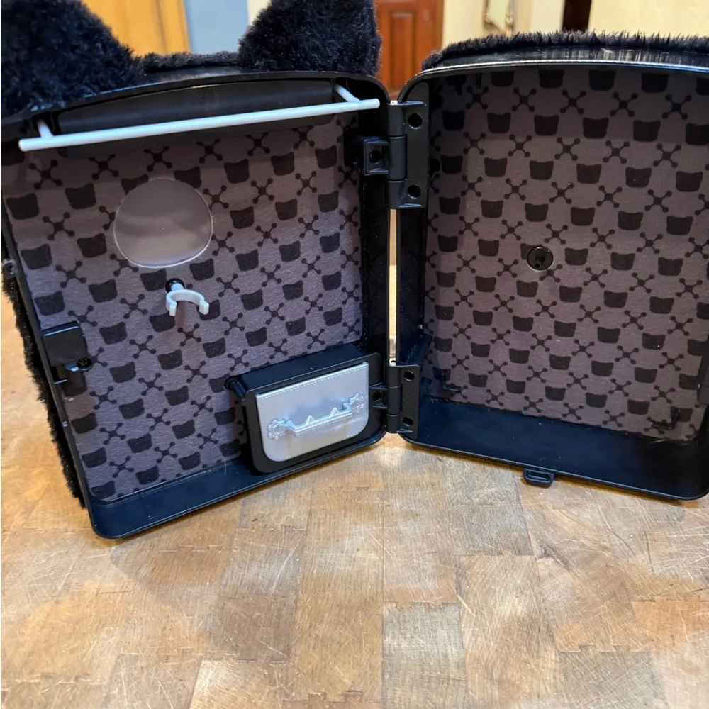 Na Na Na Surprise Black Kitty Cat Plush Fuzzy Backpack Purse Doll Bedroom Case